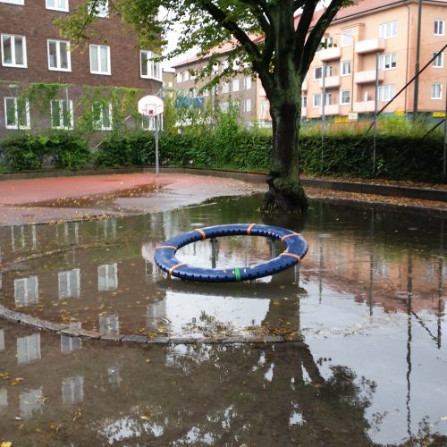 Dagvatten, översvämning, lekplats